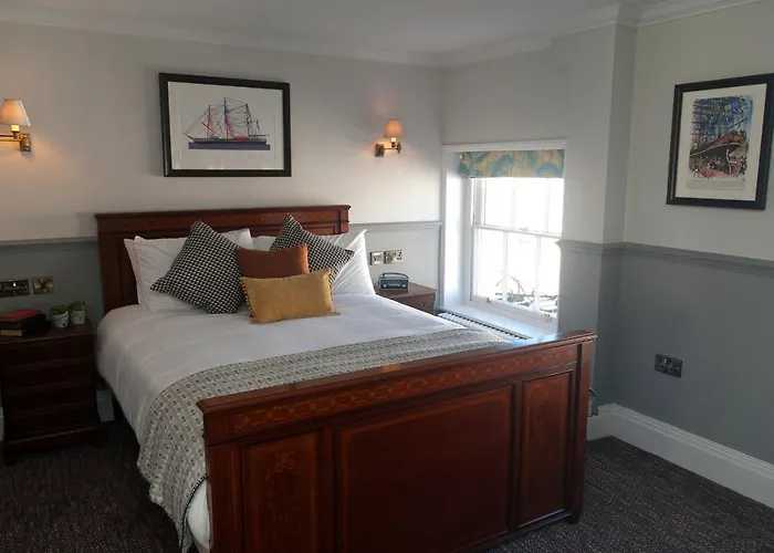 Admiral Hardy Hotel London